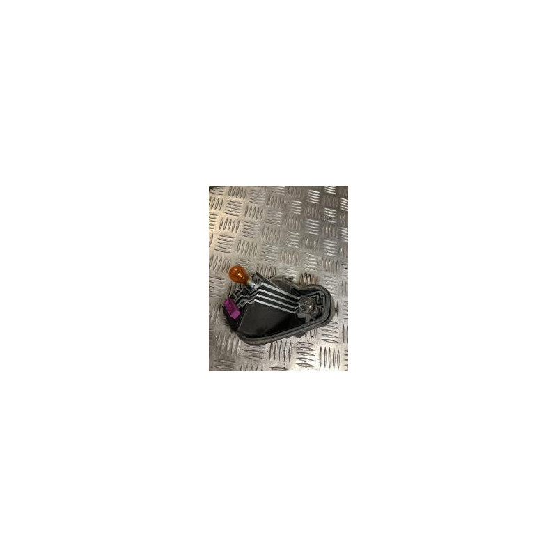 Platine feu arriere droit RENAULT MEGANE 3 PHASE 1 BREAK d’occasion