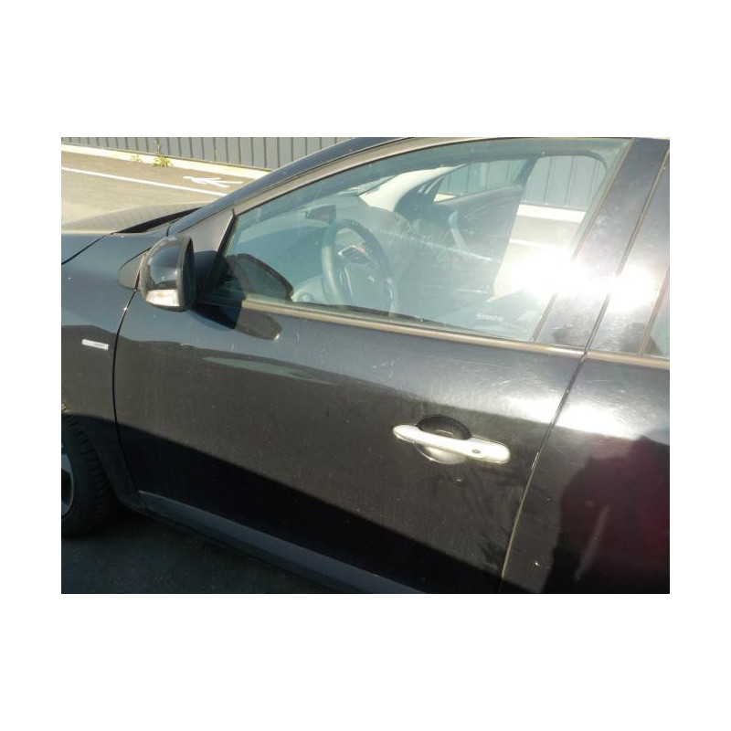 Platine feu arriere droit RENAULT MEGANE 3 PHASE 1 BREAK d’occasion