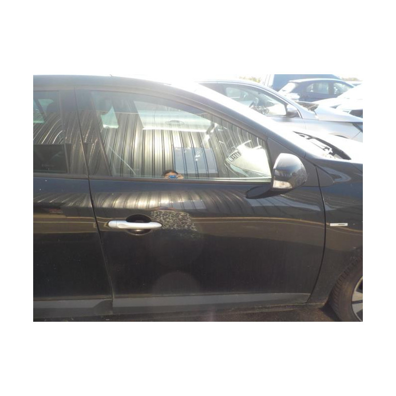 Platine feu arriere gauche RENAULT MEGANE 3 PHASE 1 BREAK d’occasion