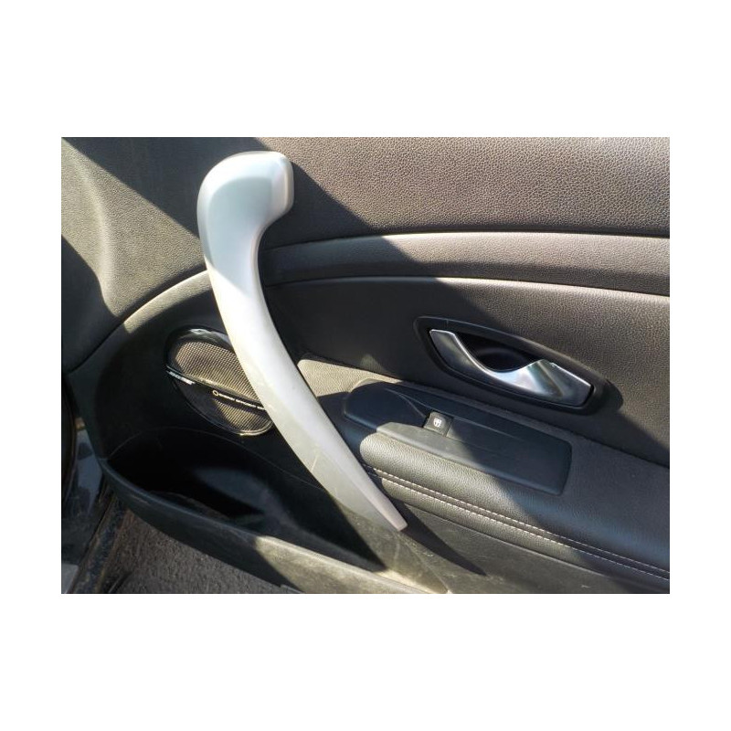 Platine feu arriere gauche RENAULT MEGANE 3 PHASE 1 BREAK d’occasion
