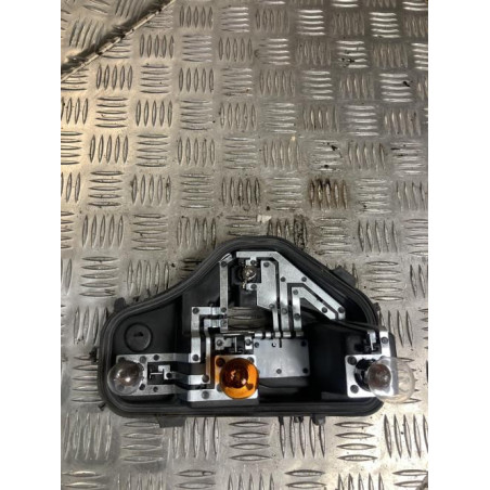 Platine feu arriere gauche CITROEN C4 CACTUS d’occasion