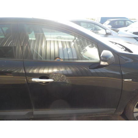 Retroviseur droit RENAULT MEGANE 3 PHASE 1 BREAK d’occasion