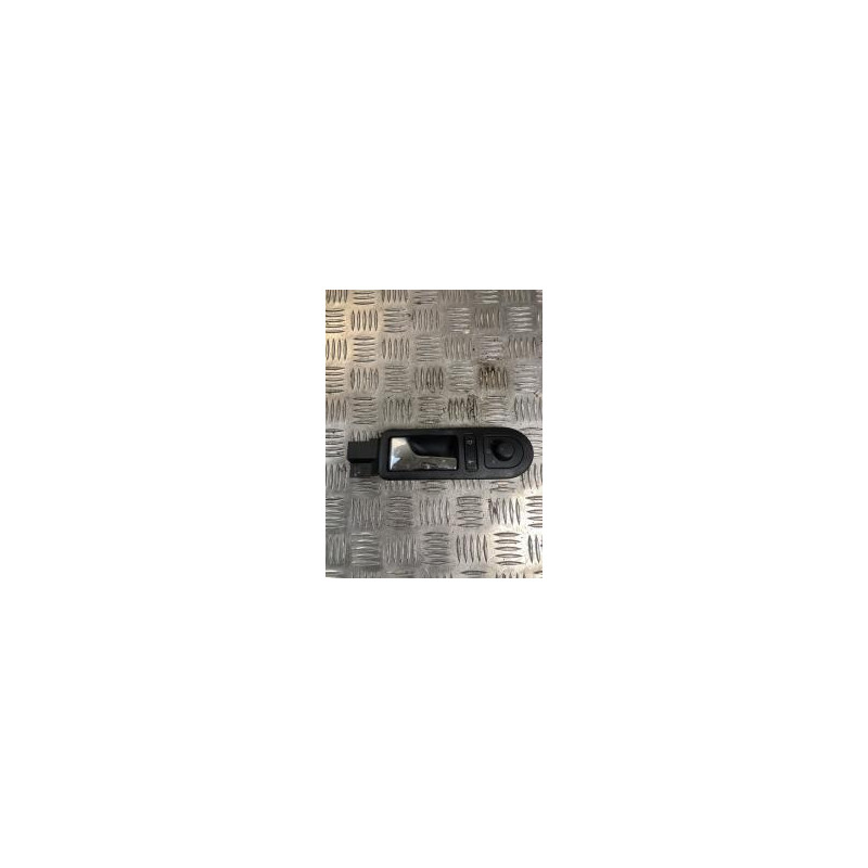Poignee interieur avant gauche VOLKSWAGEN NEW BEETLE 1 PHASE 2 d’occasion