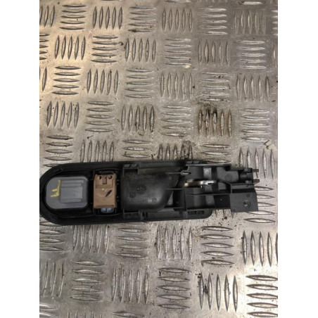 Poignee interieur avant gauche VOLKSWAGEN NEW BEETLE 1 PHASE 2 d’occasion