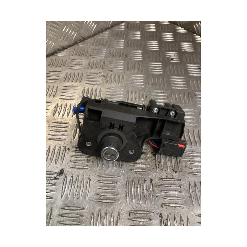 Serrure de coffre OPEL CORSA C PHASE 1 d’occasion