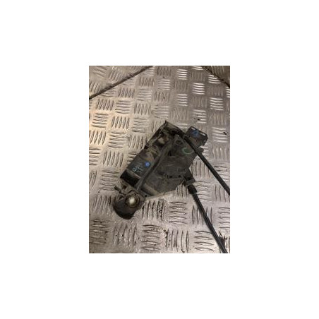 Serrure avant gauche NISSAN ALMERA 2 PHASE 1 d’occasion