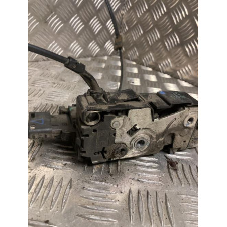 Serrure avant gauche NISSAN ALMERA 2 PHASE 1 d’occasion