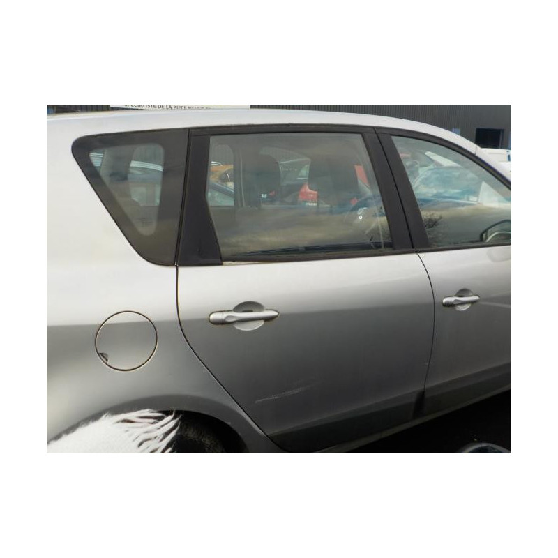 Feu arriere principal gauche (feux) RENAULT SCENIC 3 PHASE 1 d’occasion