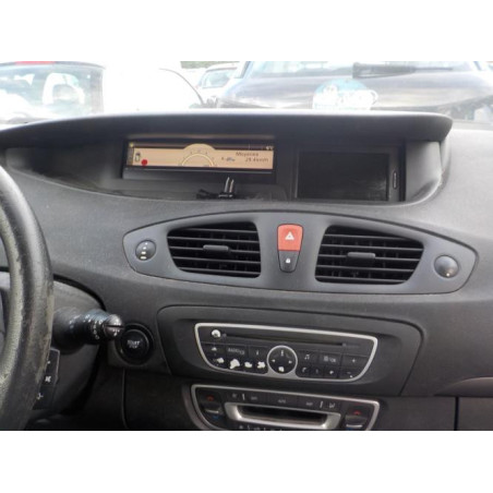 Feu arriere principal gauche (feux) RENAULT SCENIC 3 PHASE 1 d’occasion