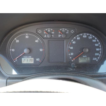 Platine feu arriere droit VOLKSWAGEN POLO 4 PHASE 2 d’occasion