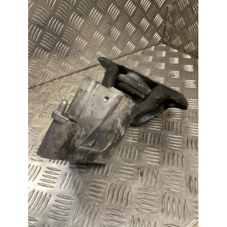 Support moteur droit RENAULT CLIO 3 PHASE 1 d’occasion