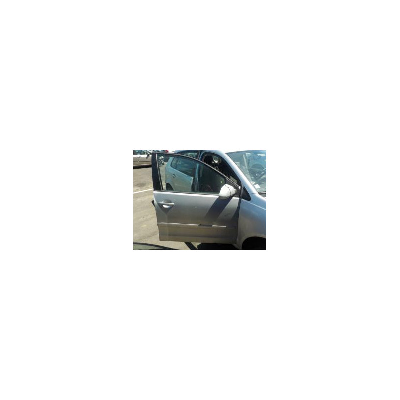 Porte avant droit VOLKSWAGEN POLO 4 PHASE 2 d’occasion
