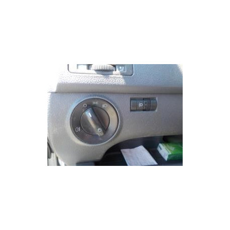 Commande de phare VOLKSWAGEN POLO 4 PHASE 2 d’occasion