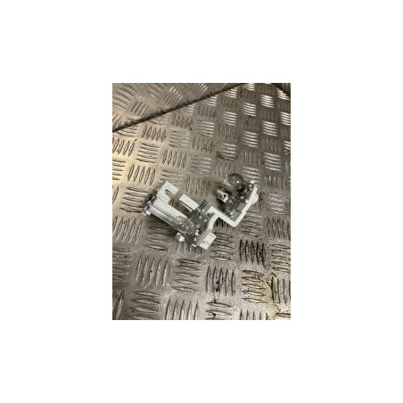 Platine feu arriere droit FORD FIESTA 6 PHASE 1 d’occasion