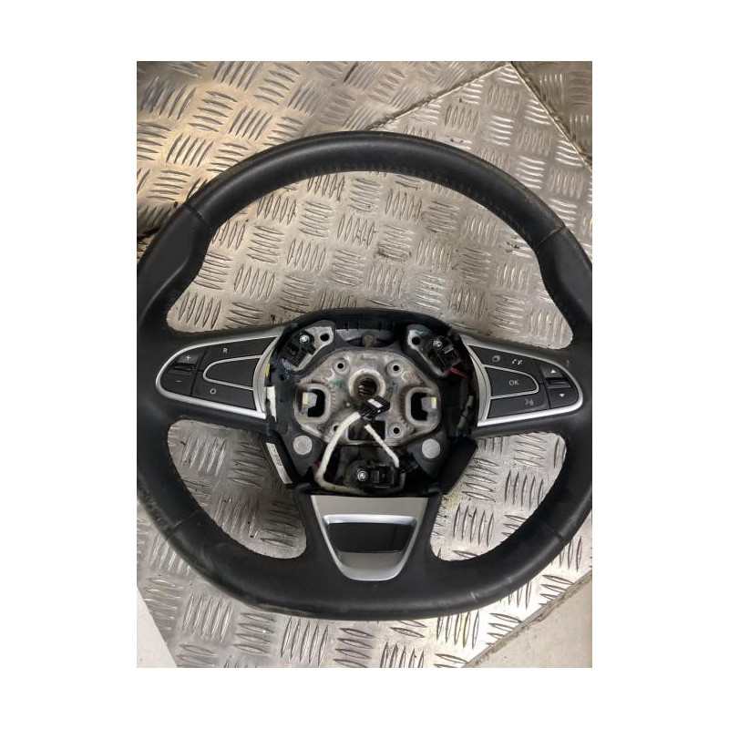 Volant RENAULT MEGANE 4 PHASE 1 d’occasion