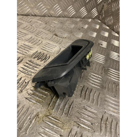 Poignee interieur arriere gauche FORD FIESTA 6 PHASE 1 d’occasion