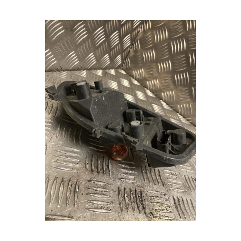 Platine feu arriere droit RENAULT CLIO 3 PHASE 1 d’occasion