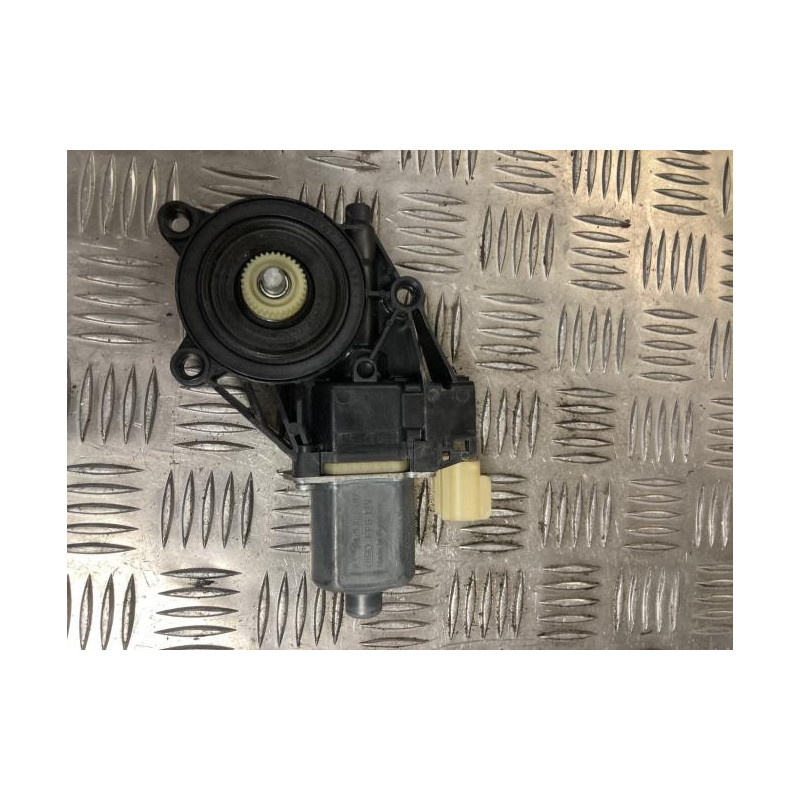 Moteur leve vitre avant droit FORD FIESTA 6 PHASE 1 d’occasion