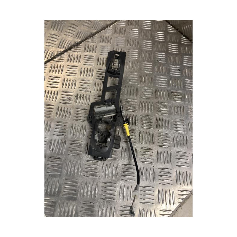 Support poignee porte arriere gauche FORD FIESTA 6 PHASE 1 d’occasion