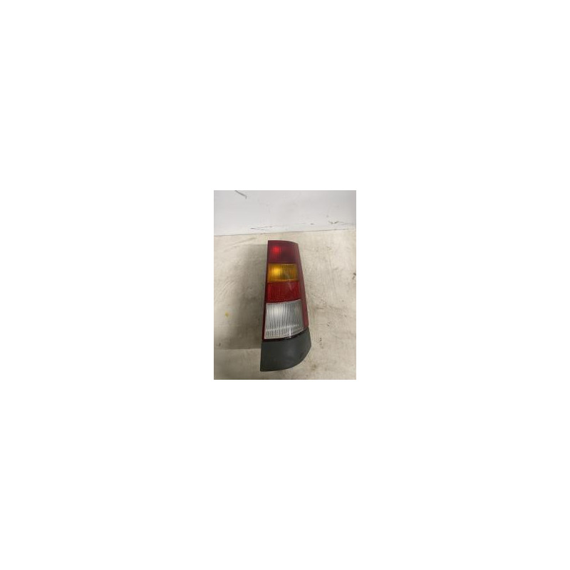 Feu arriere principal droit (feux) RENAULT SUPER 5 d’occasion