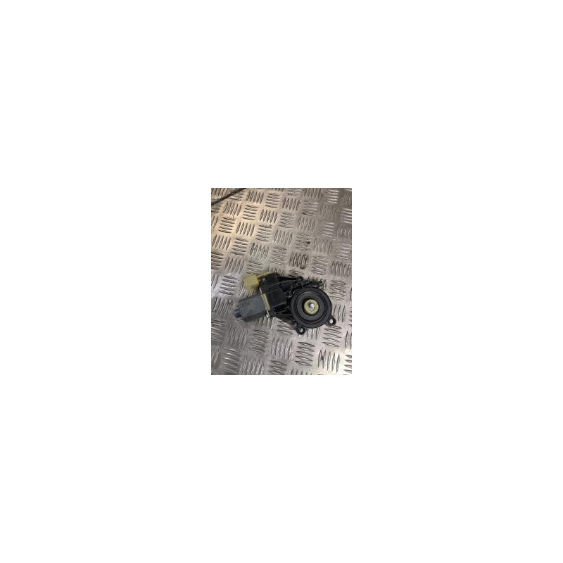 Moteur leve vitre avant gauche FORD FIESTA 6 PHASE 1 d’occasion