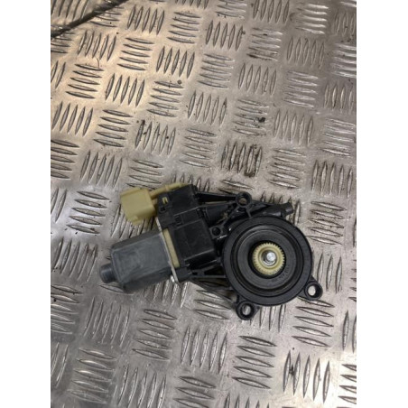 Moteur leve vitre avant gauche FORD FIESTA 6 PHASE 1 d’occasion