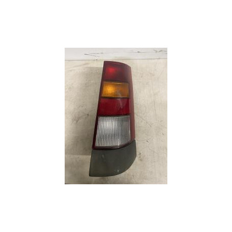 Feu arriere principal droit (feux) RENAULT SUPER 5 d’occasion