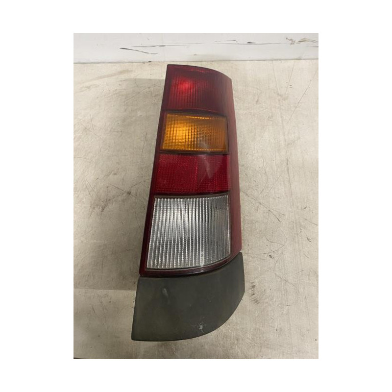 Feu arriere principal droit (feux) RENAULT SUPER 5 d’occasion