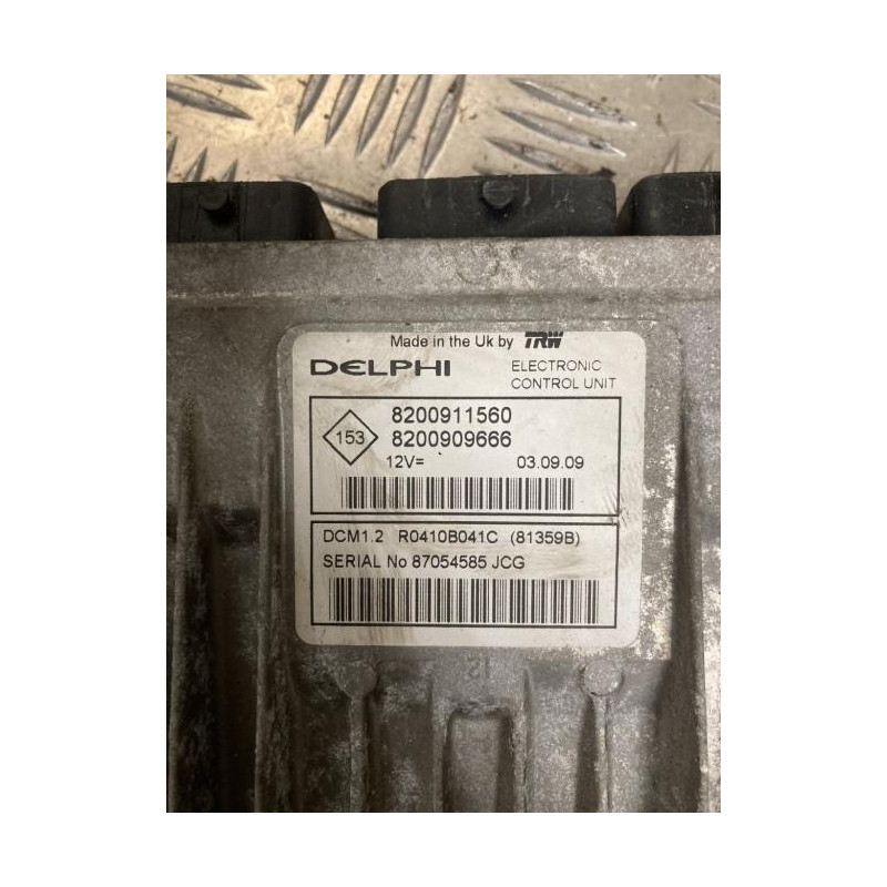 Calculateur moteur RENAULT CLIO 3 PHASE 1 d’occasion