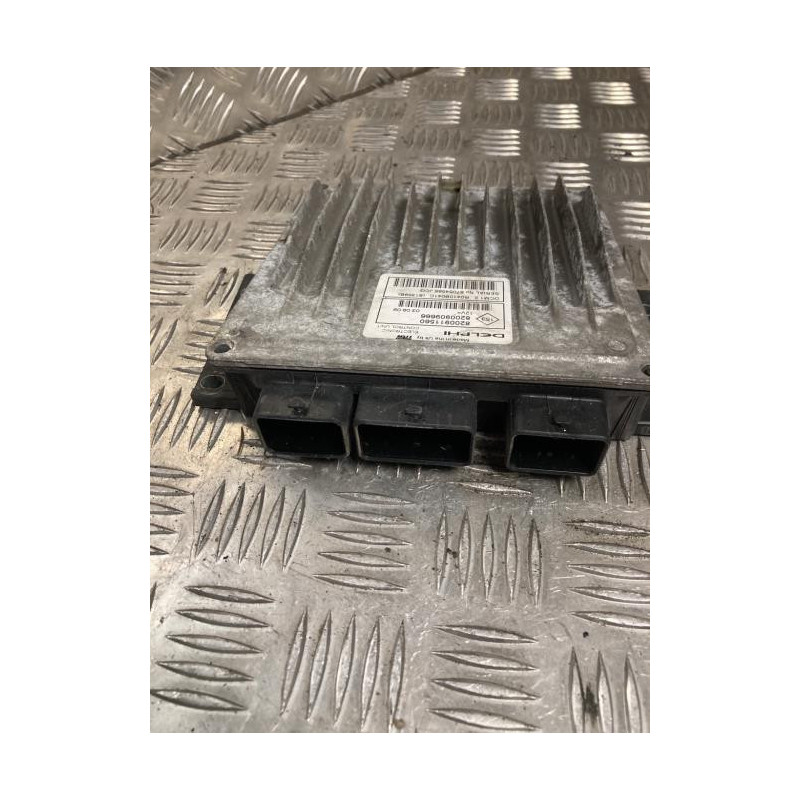 Calculateur moteur RENAULT CLIO 3 PHASE 1 d’occasion