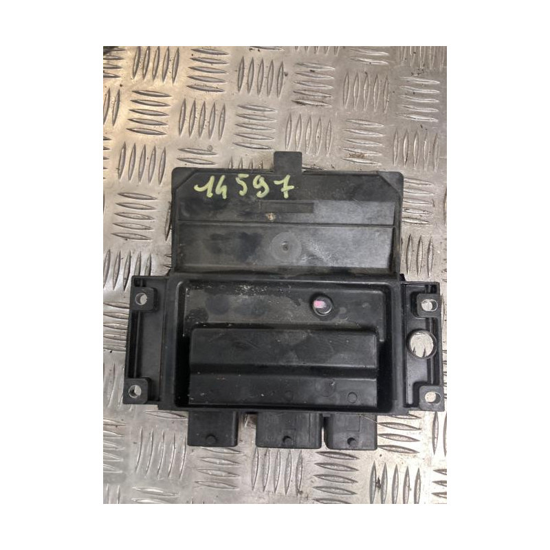 Calculateur moteur RENAULT CLIO 3 PHASE 1 d’occasion