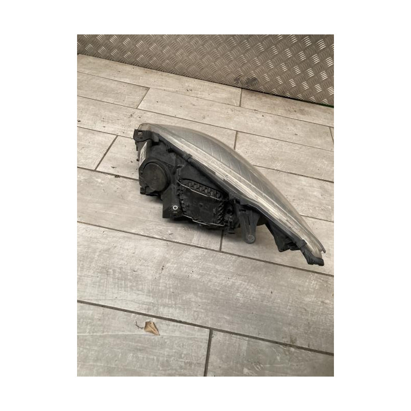Optique avant principal droit (feux)(phare) RENAULT MEGANE 3 PHASE 1 BREAK d’occasion