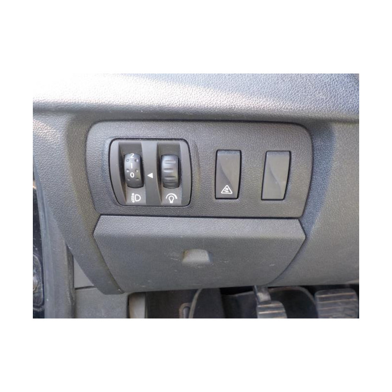 Optique avant principal droit (feux)(phare) RENAULT MEGANE 3 PHASE 1 BREAK d’occasion