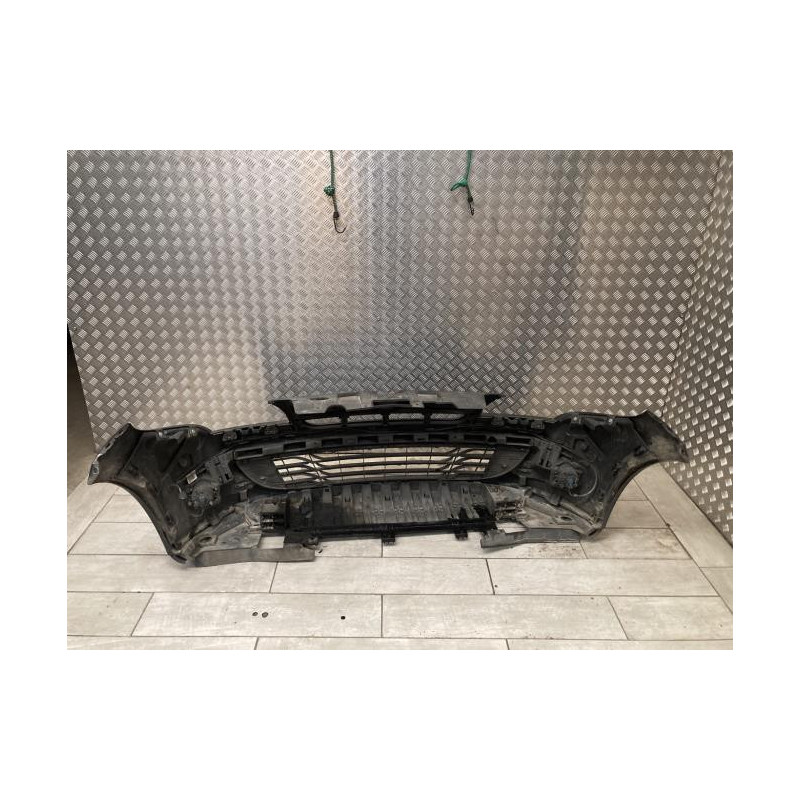 Pare choc avant RENAULT MEGANE 3 PHASE 1 BREAK d’occasion