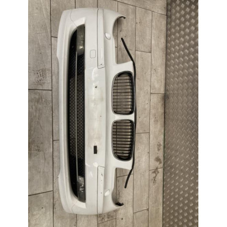 Pare choc avant BMW SERIE 1 E87 PHASE 2 d’occasion