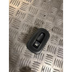 Interrupteur de leve vitre avant droit PEUGEOT 306 PHASE 2 d’occasion