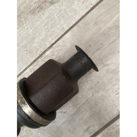 Cardan droit (transmission) RENAULT CLIO 2 PHASE 2 d’occasion