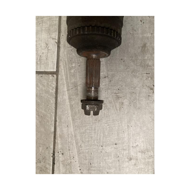 Cardan gauche (transmission) RENAULT CLIO 2 PHASE 2 d’occasion