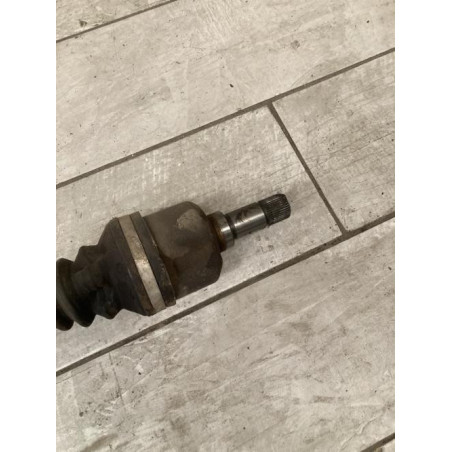 Cardan gauche (transmission) PEUGEOT 407 PHASE 1 BREAK d’occasion