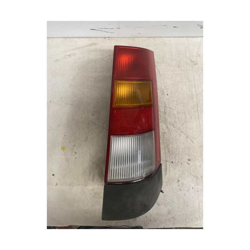 Feu arriere principal droit (feux) RENAULT SUPER 5 d’occasion