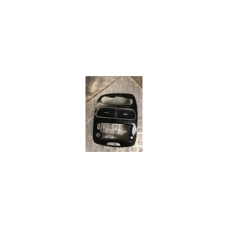 Facade autoradio RENAULT CLIO 4 PHASE 2 d’occasion