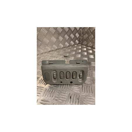 Bouton/Interrupteur RENAULT SCENIC 1 PHASE 2 d’occasion
