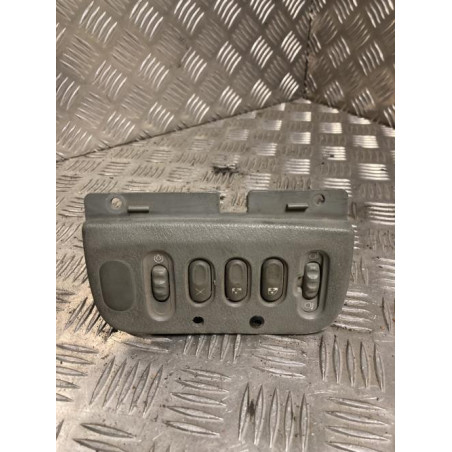 Bouton/Interrupteur RENAULT SCENIC 1 PHASE 2 d’occasion