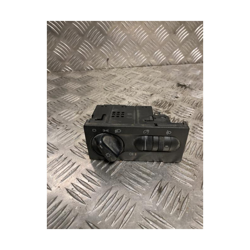 Commande de phare VOLKSWAGEN GOLF 3 d’occasion