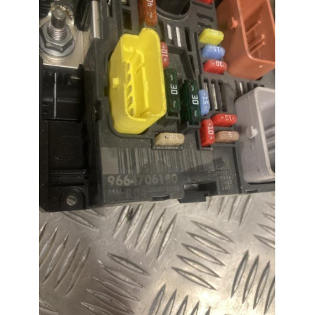 Boitier servitude moteur (BSM) PEUGEOT 607 PHASE 2 d’occasion