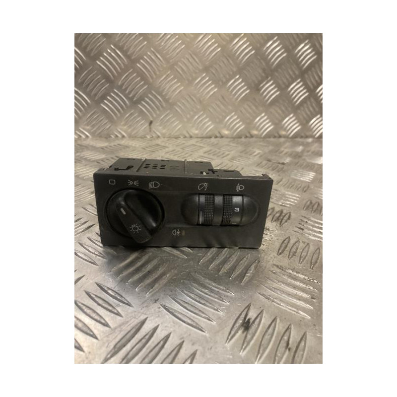 Commande de phare VOLKSWAGEN GOLF 3 d’occasion