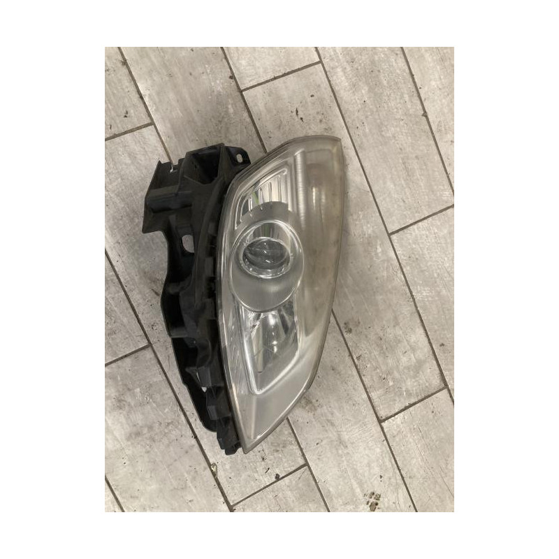 Optique avant principal droit (feux)(phare) RENAULT SCENIC 2 PHASE 2 d’occasion