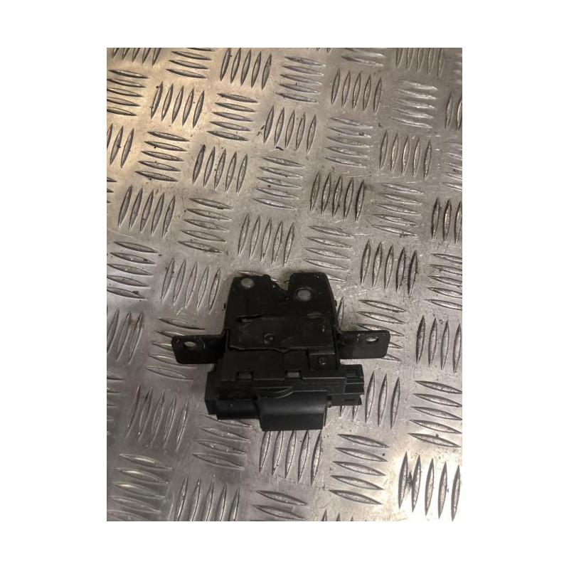 Serrure de coffre RENAULT CLIO 3 PHASE 2 d’occasion