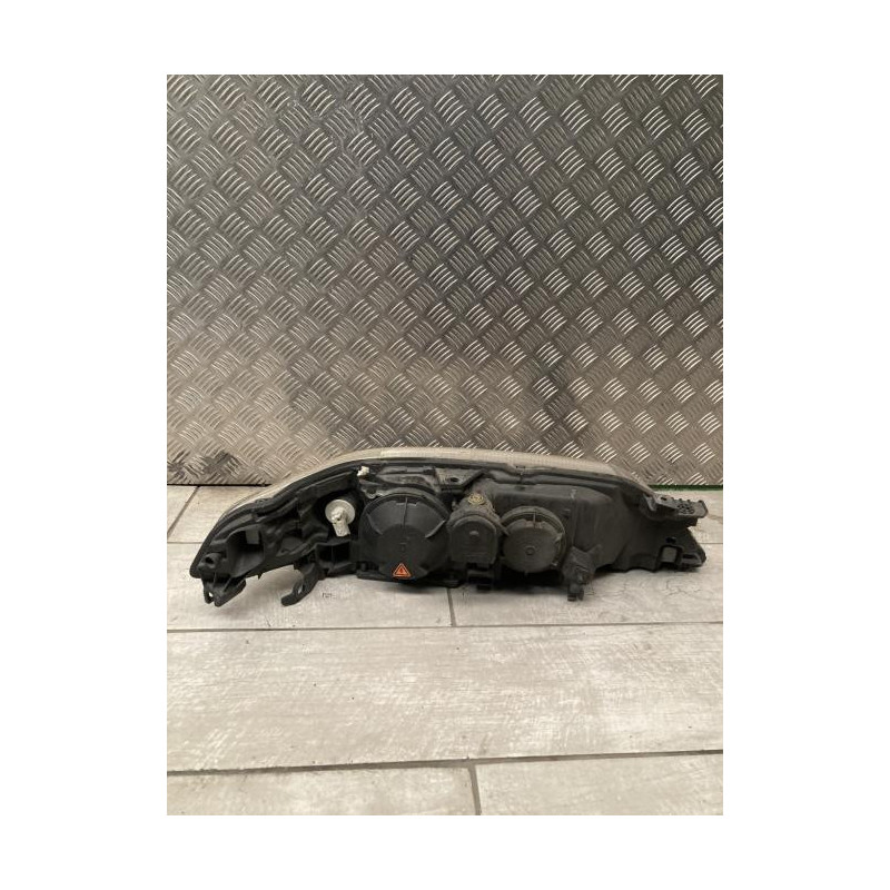 Optique avant principal gauche (feux)(phare) RENAULT LAGUNA 2 PHASE 1 BREAK d’occasion