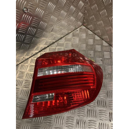 Feu arriere principal droit (feux) BMW SERIE 1 E87 PHASE 2 d’occasion